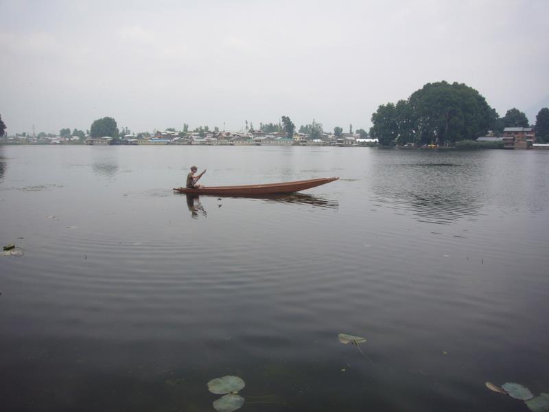 Travel - India - Kashmir - Srinagar - Nageen Paddling Trip